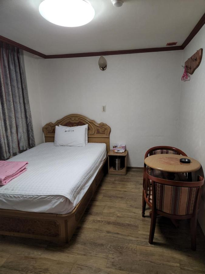 Daeho Motel Busan Exterior foto